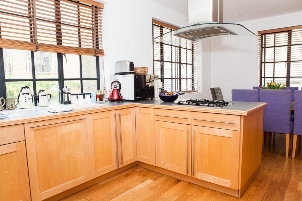 Spectacular 4-bedroom Close To Eye Londen