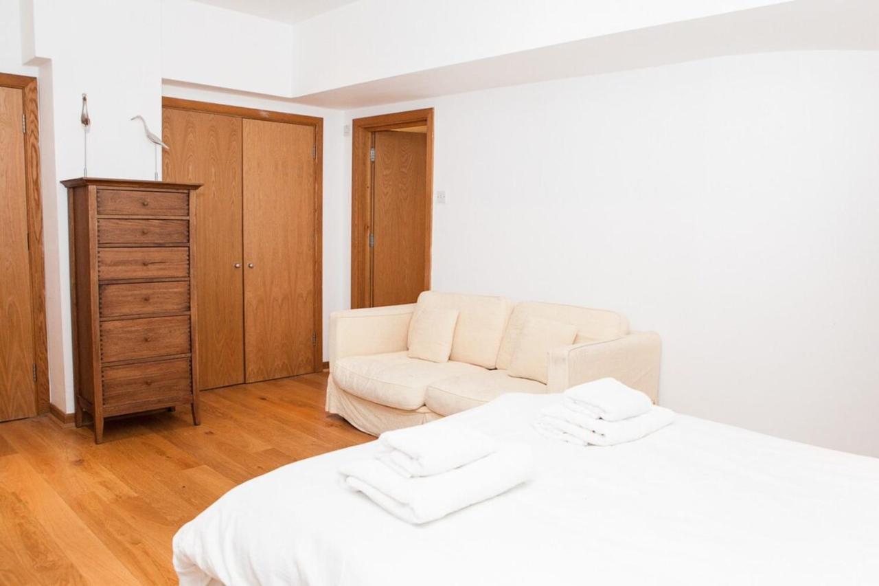 Appartement Spectacular 4-bedroom Close To Eye