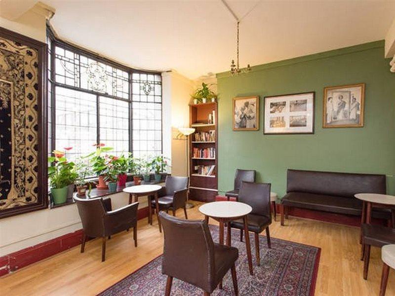 Hostel Continental *