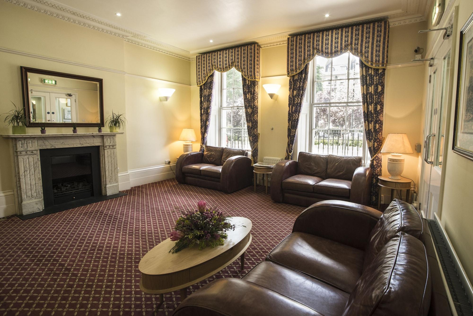 Hotel The Darlington Hyde Park
