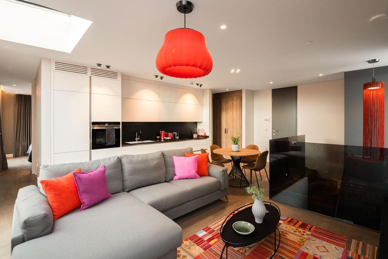 Mirabilis - Bayham Place Apartment London