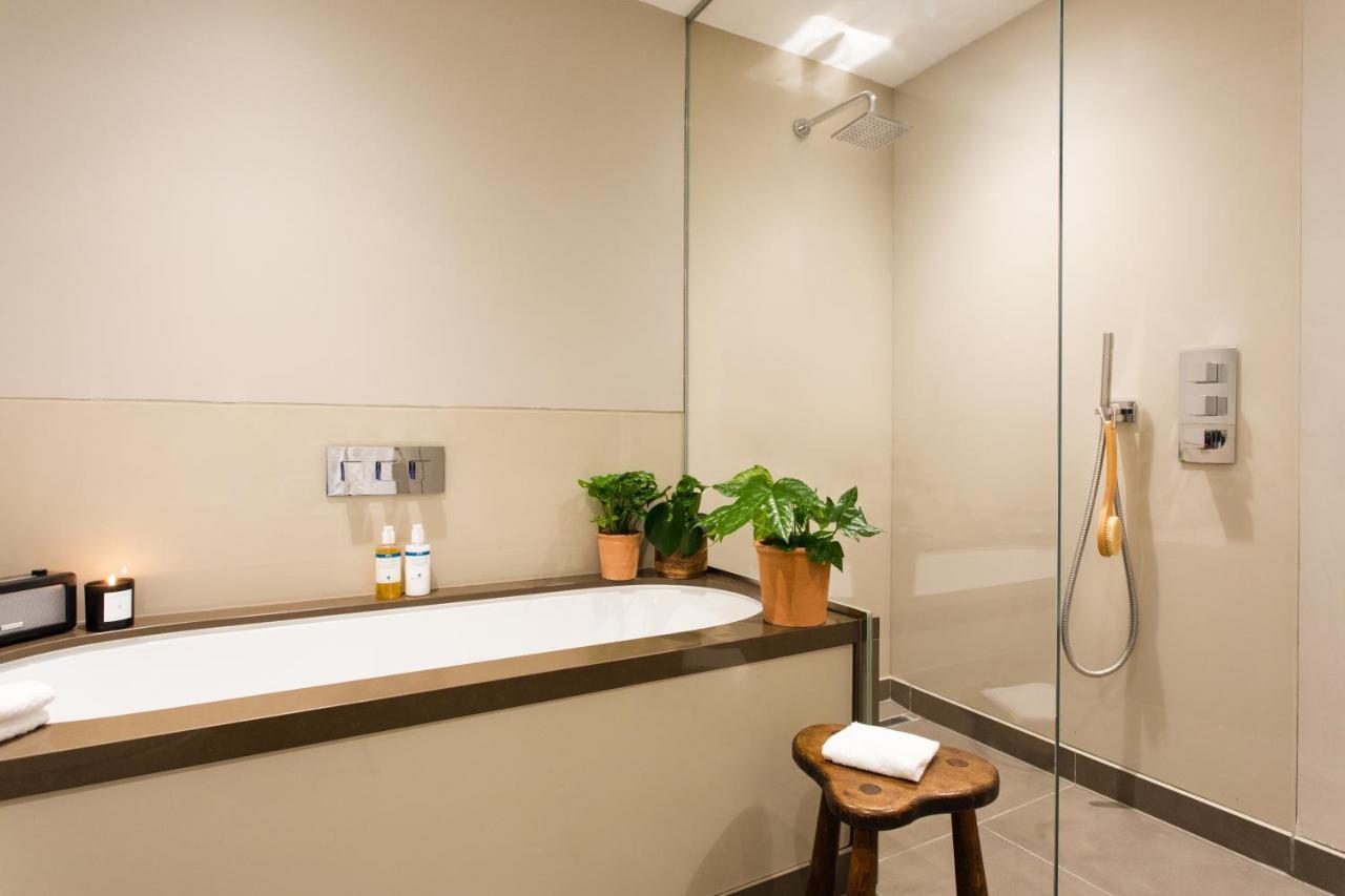 56 Welbeck Street 5* London
