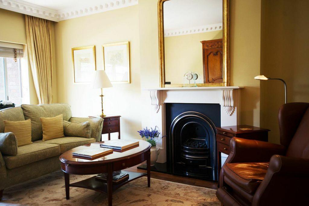 9 Hertford Street * Londres