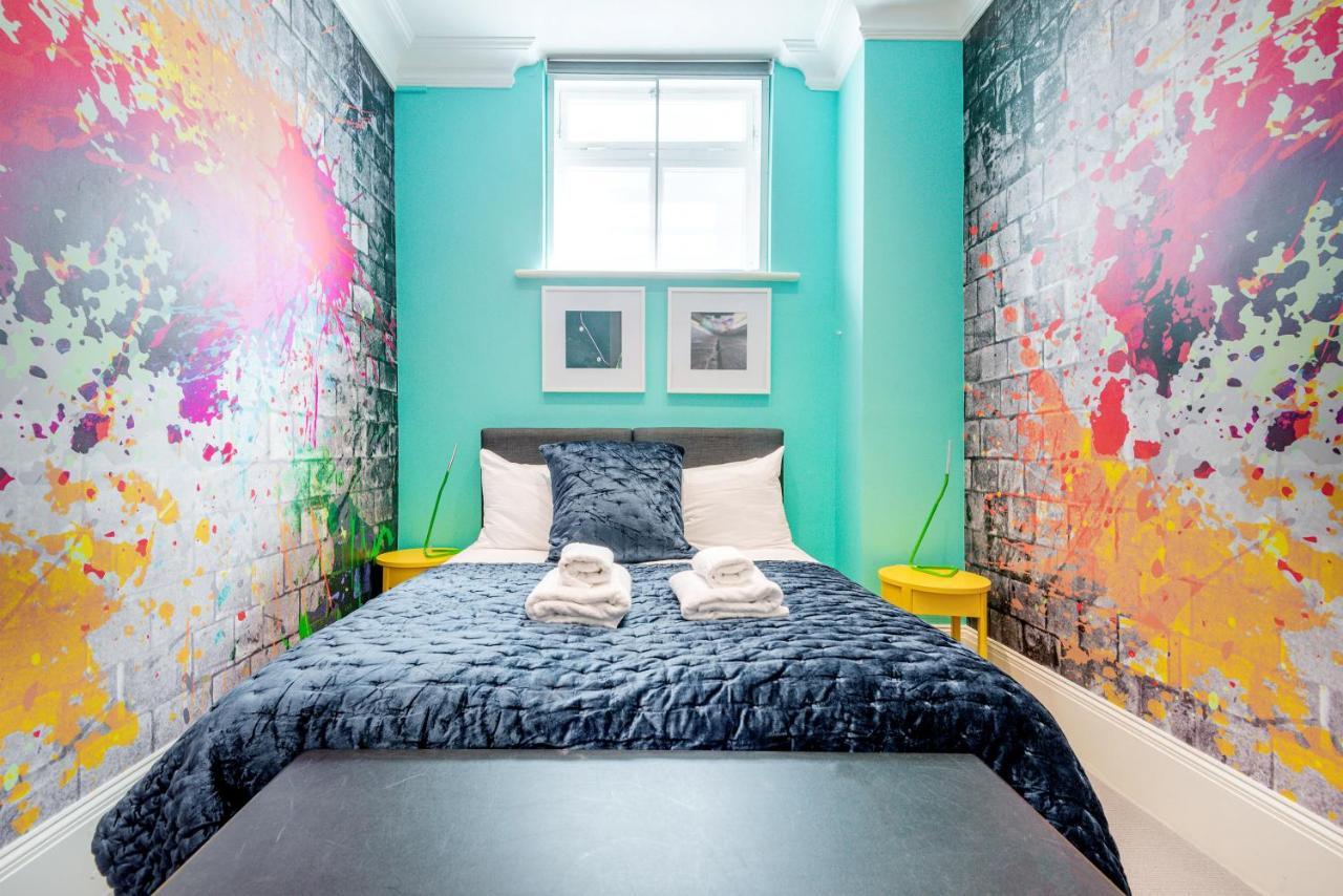 Stunning Near Earl's Court By Underthedoormat Apartamento *
