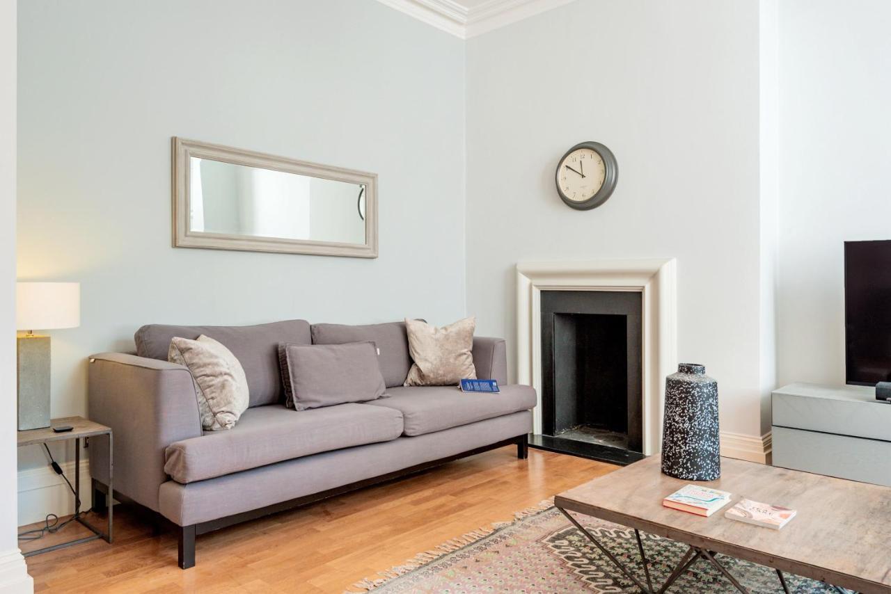 Stunning Near Earl's Court By Underthedoormat Apartamento