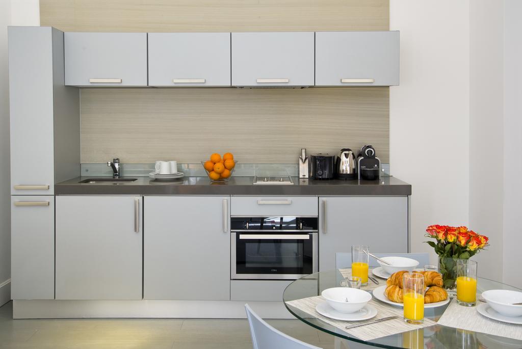 Aparthotel Templeton Place By Supercity 4*