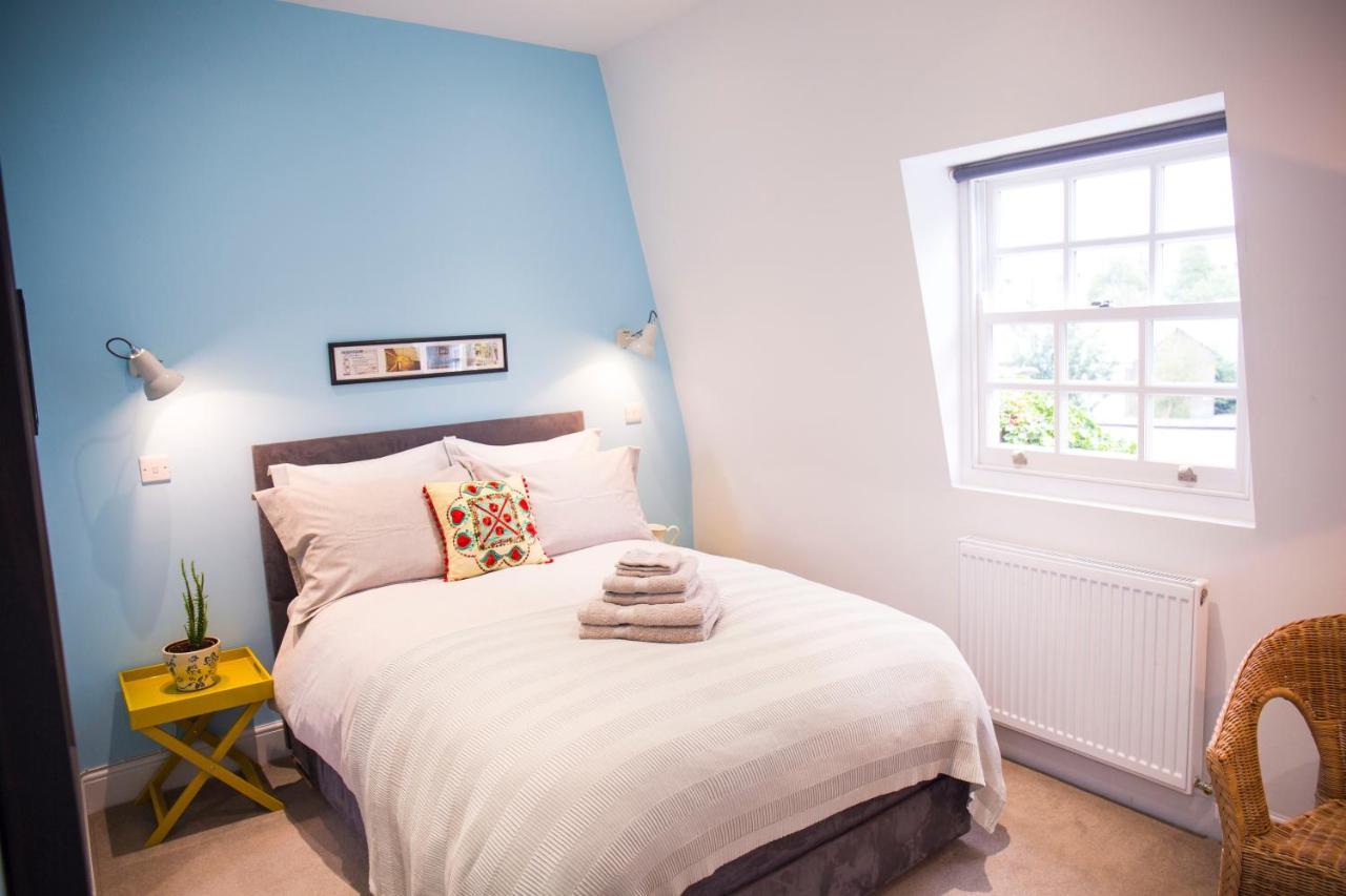 Luxury Bed Just Off The Canal * Londen