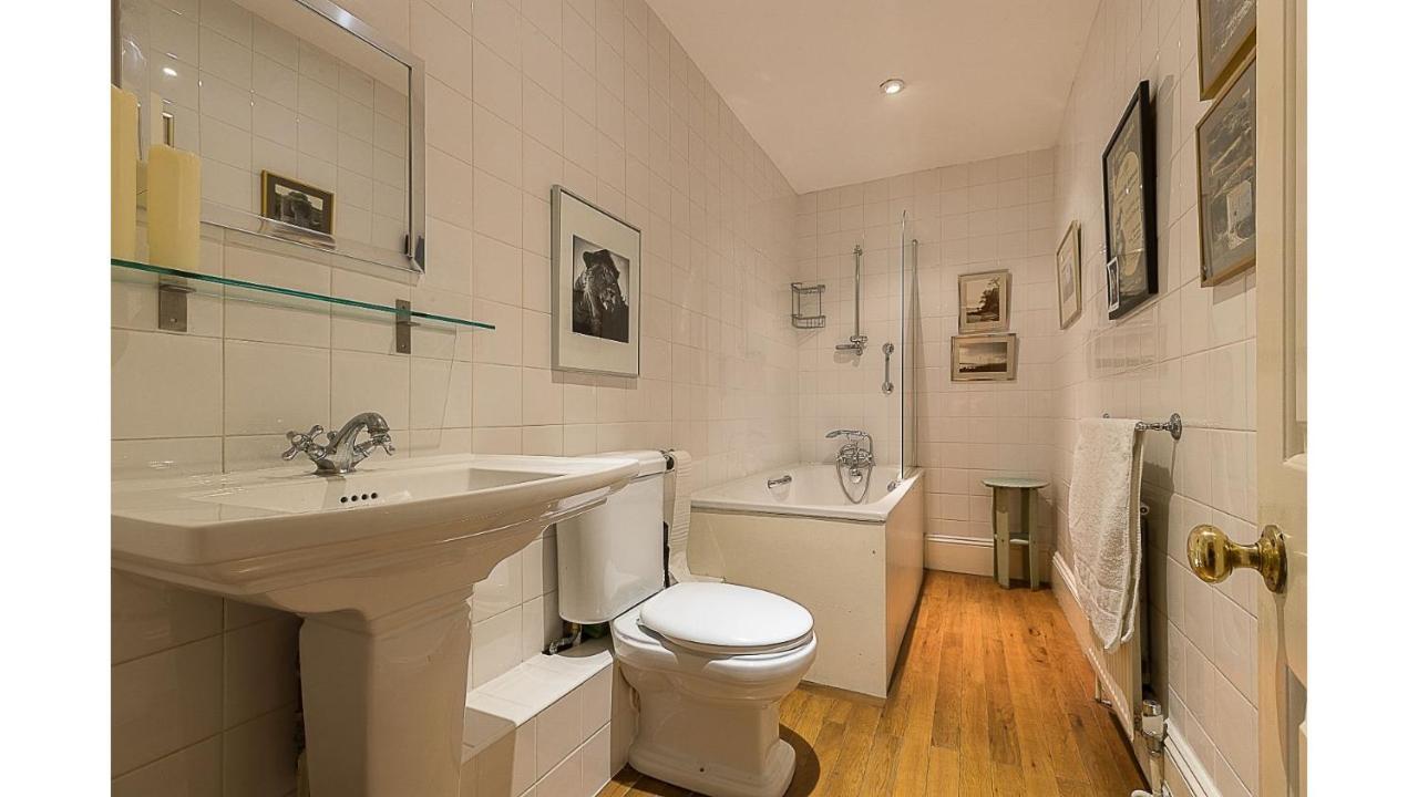 Joivy Elegant 2 Bed Near Hampstead And Camden, Sleeps 4 Londres