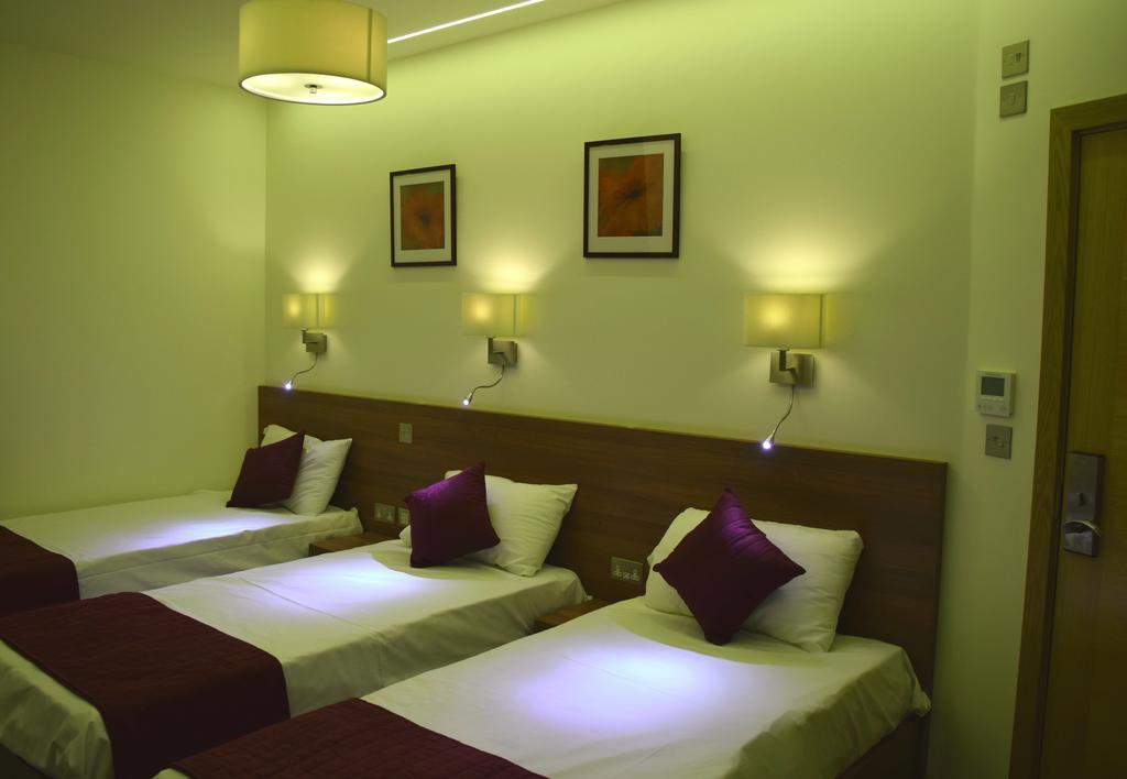 Kings Hotel