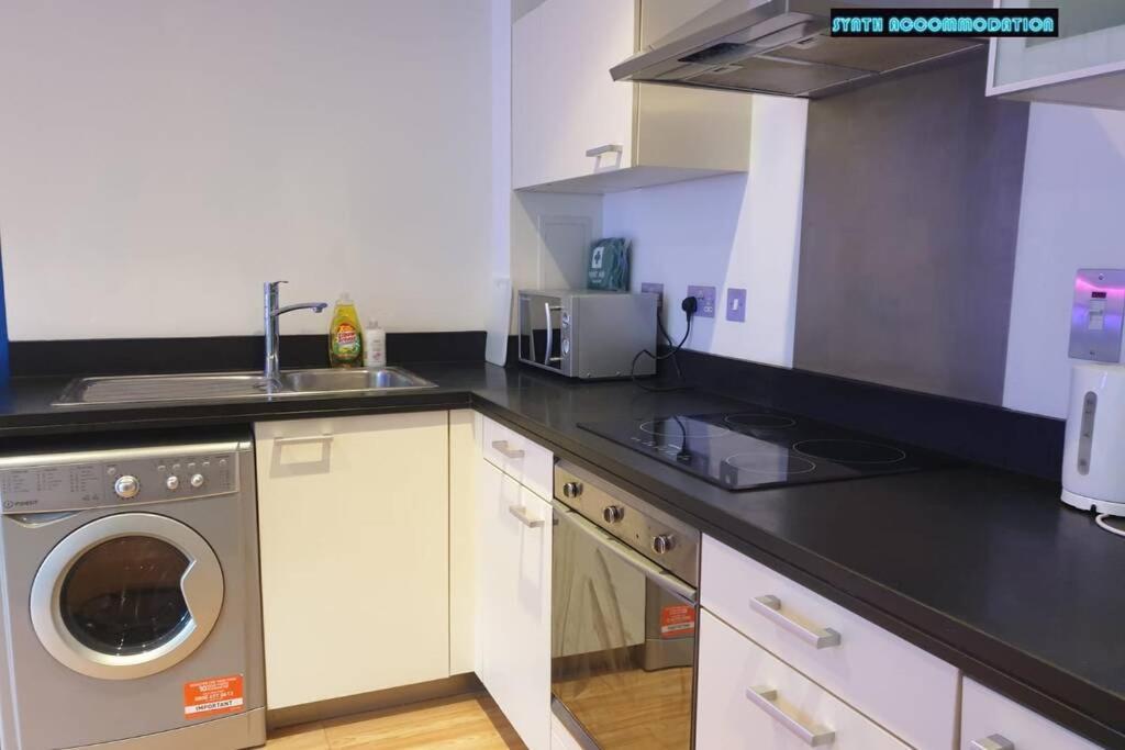 Apartamento 80s Retro 1bed Studio Serviced Canary Wharf Perfect For Solo & Couple Travellers *