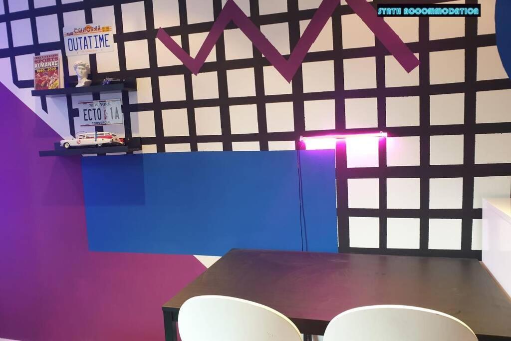 Apartamento 80s Retro 1bed Studio Serviced Canary Wharf Perfect For Solo & Couple Travellers