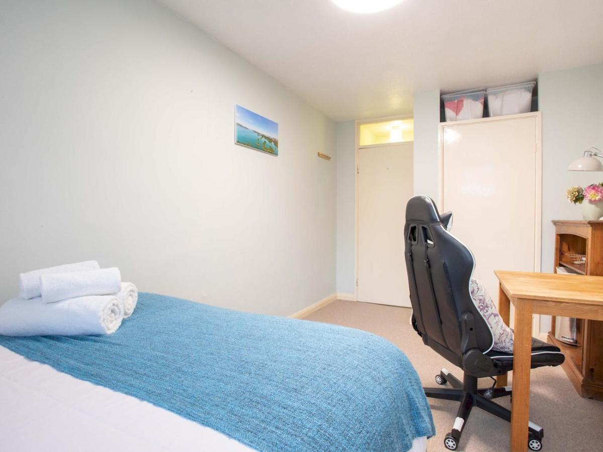 Pass The Keys Pimlico Minutes From Big Ben, And Eye Apartment *