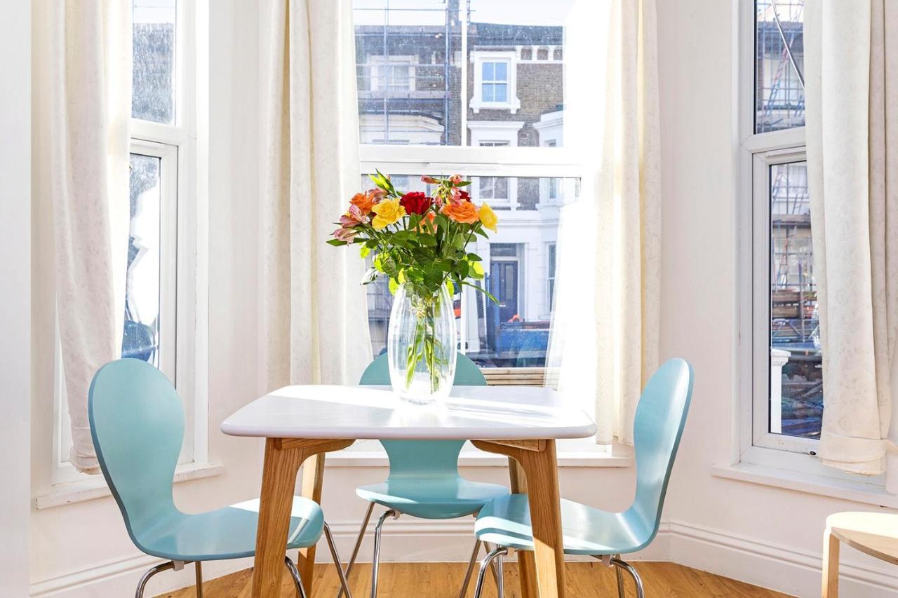 Stylish 2 Bed Apartment-zone 2 - 10 Minutes To The Heart Of London- Sleeps Up 8 Appartement