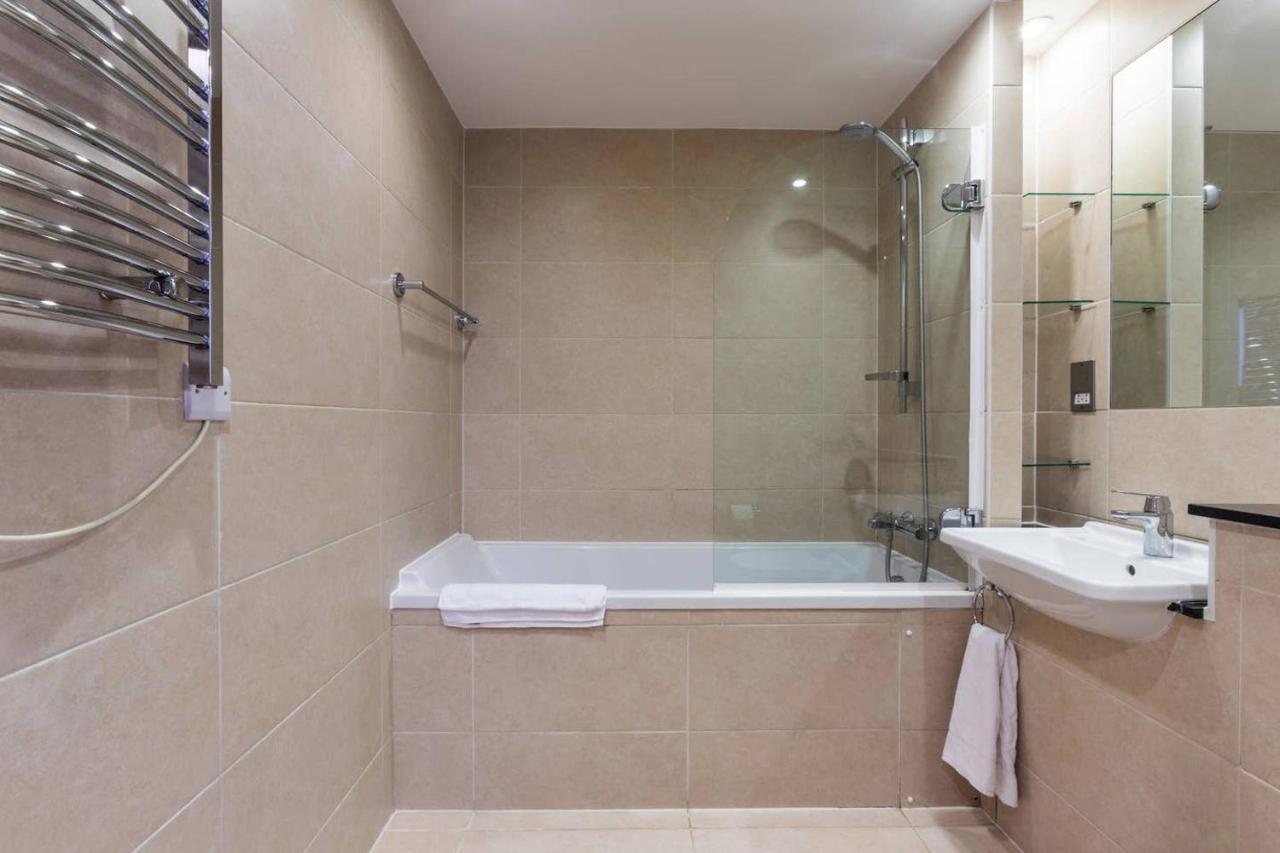 Bright And Modern 3 Bed Hyde Park * London