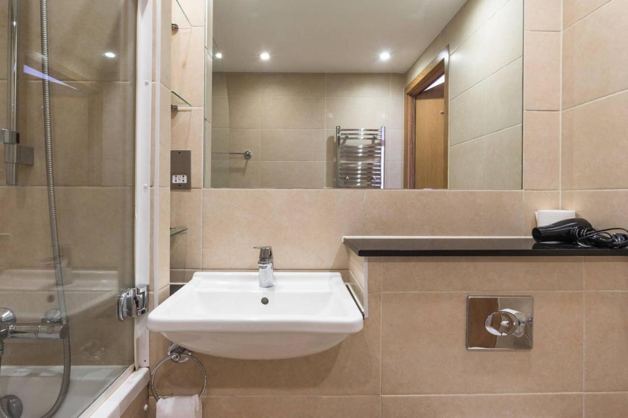 Apartment Bright And Modern 3 Bed Hyde Park London