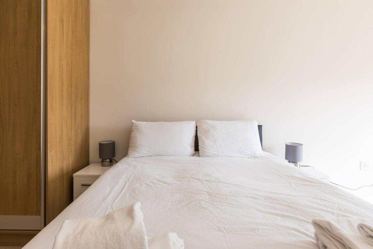 Bright And Modern 3 Bed Hyde Park *