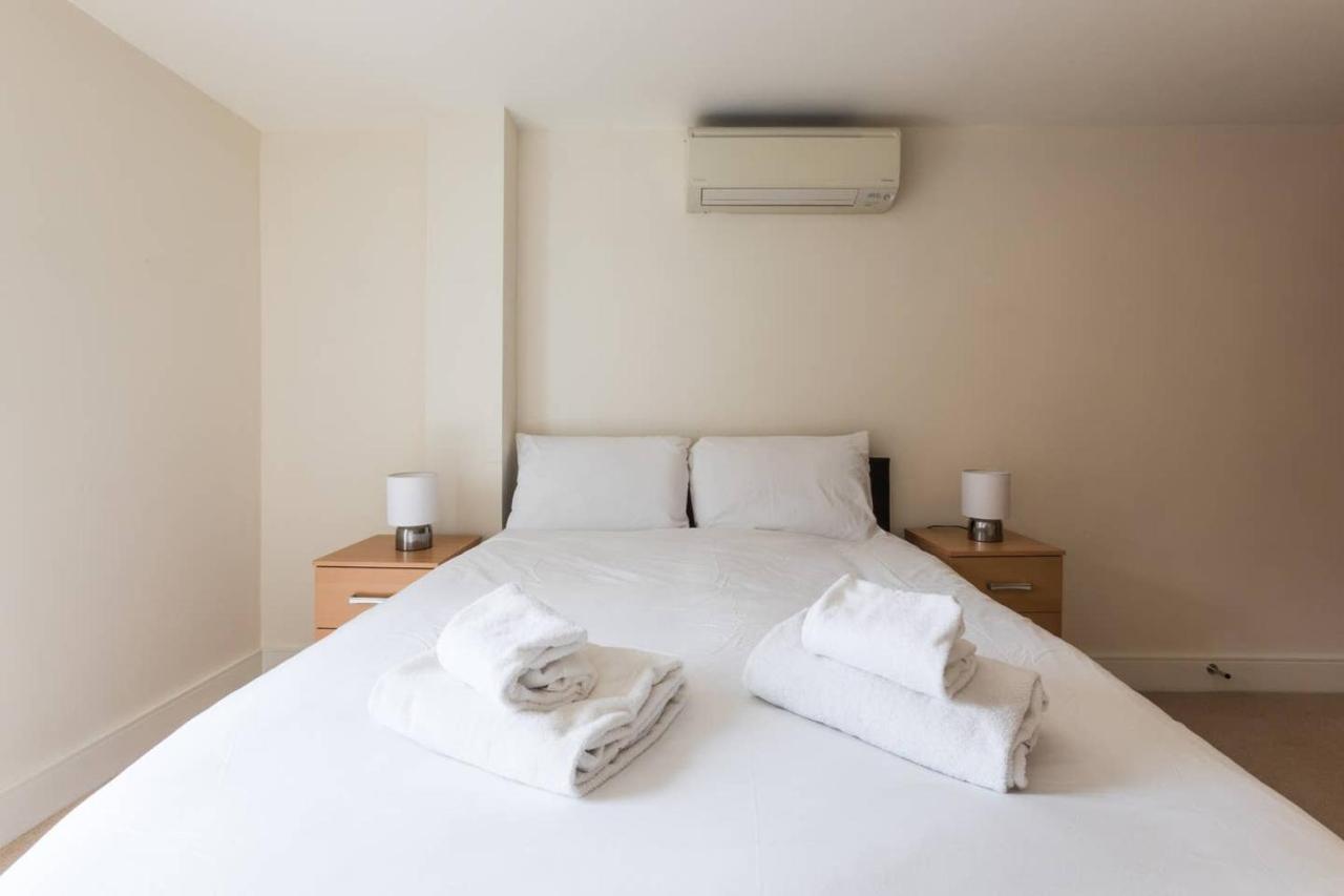 Bright And Modern 3 Bed Hyde Park Apartment London
