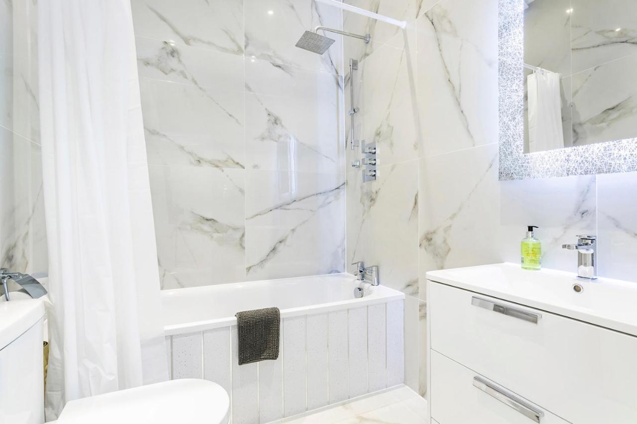 Appartement Stylish 2 Bed Apartment-zone 2 - 10 Minutes To The Heart Of London- Sleeps Up 8 *