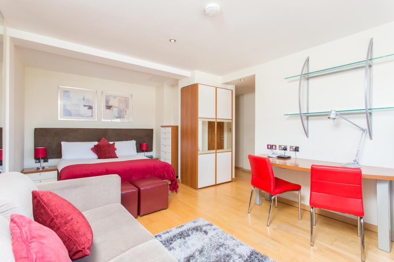 Apartment Roland House London