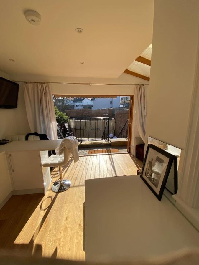Appartement Luxury 2 Bed With Sw Facing Terrace *