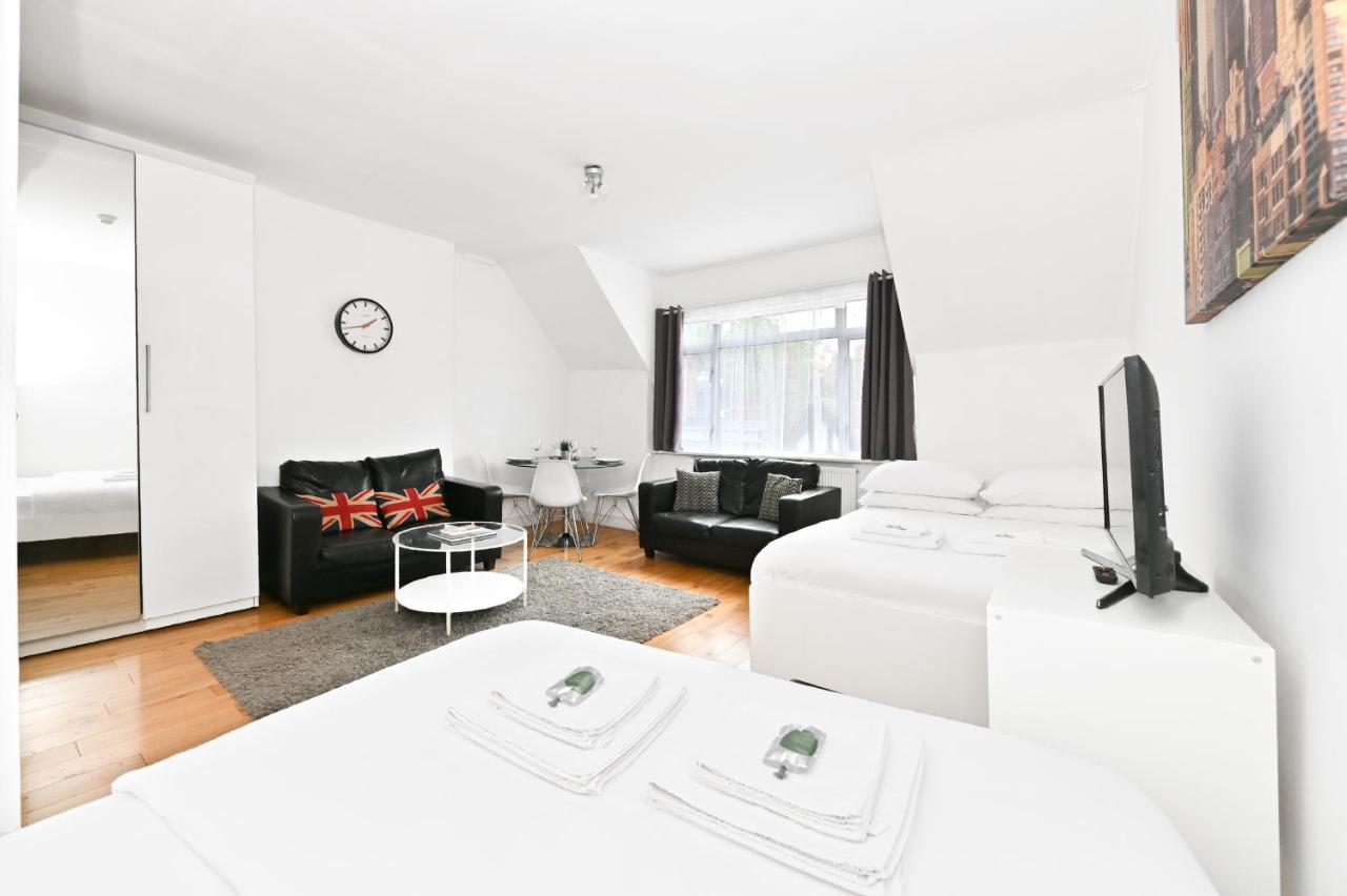 Soho Apartment, Theatres & Old Compton Street Apartment *