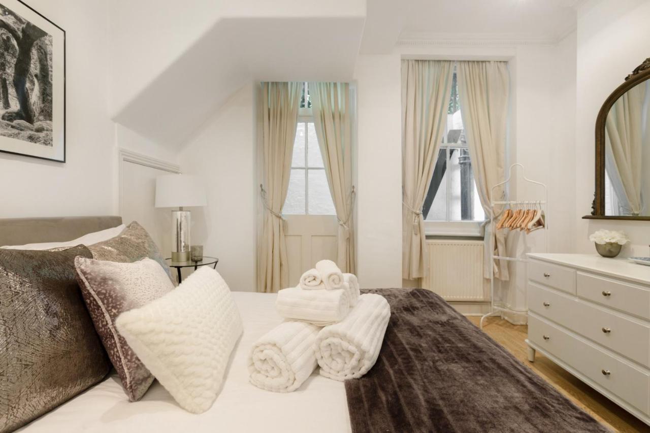 Spacious 1 Bed Sloane Square London