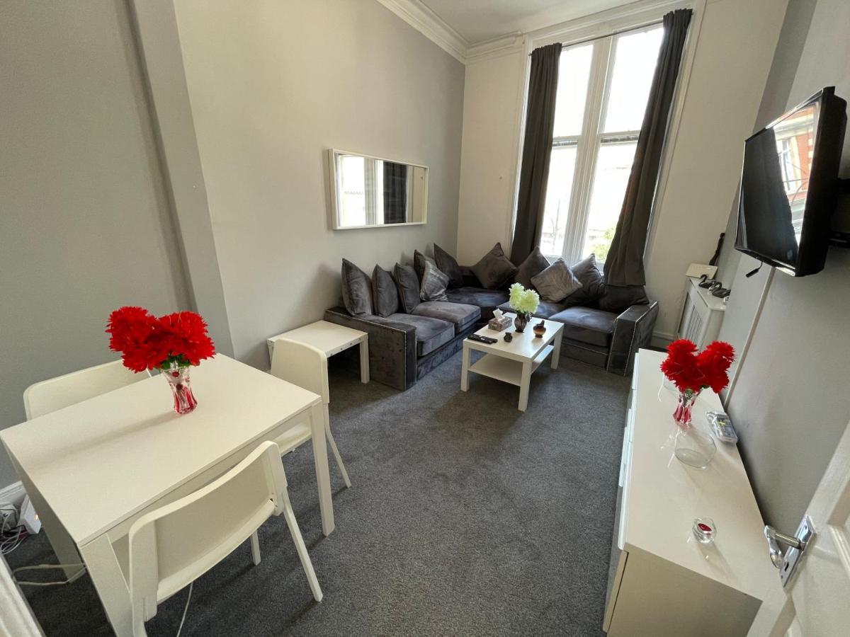 Apartment Selfridges Serviced London