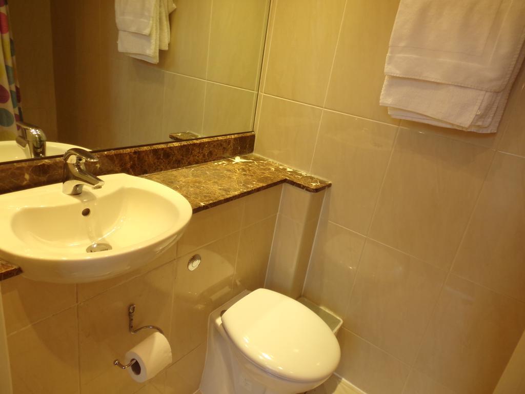 Wedgewood Hotel 2*