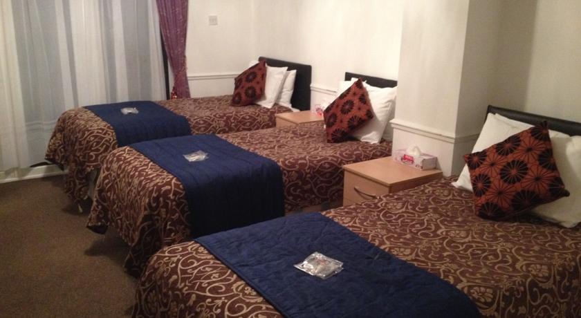 Metro Bed & Breakfast 3*