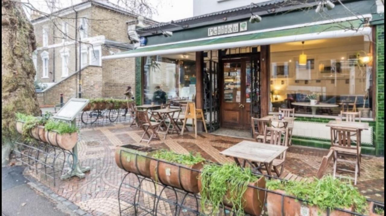 Apartamento Stunning Ground Floor Garden - Entire Apartment, Centrally Located, With Free Off Road Parking By Flat & Wiffi, Beautifully Secluded, 3 Mins From Amenities *