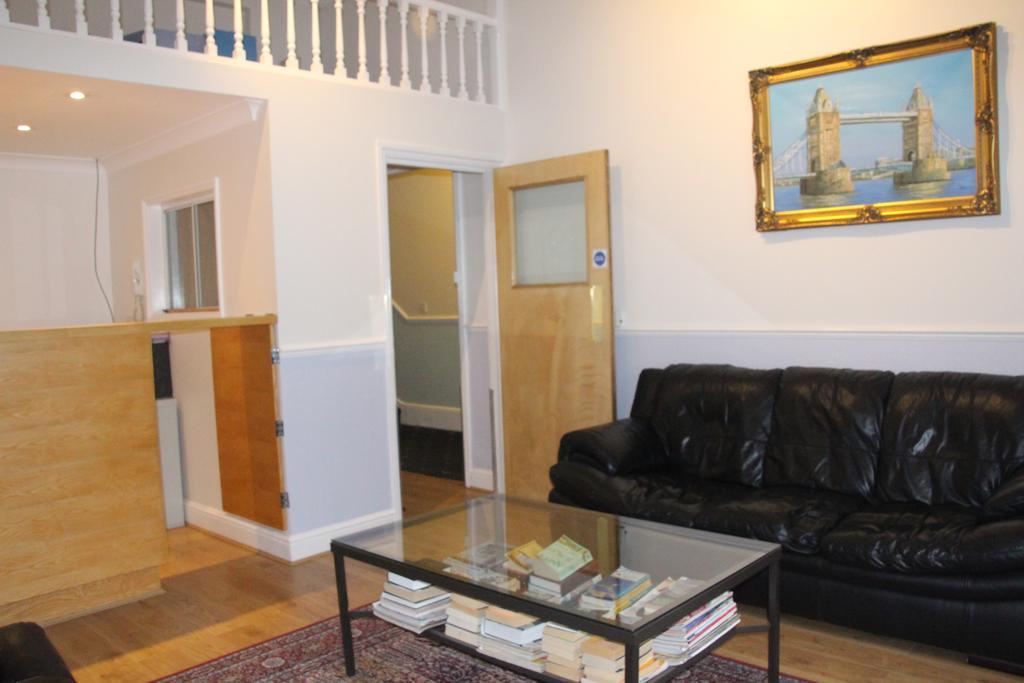 Melbourne House 3* London