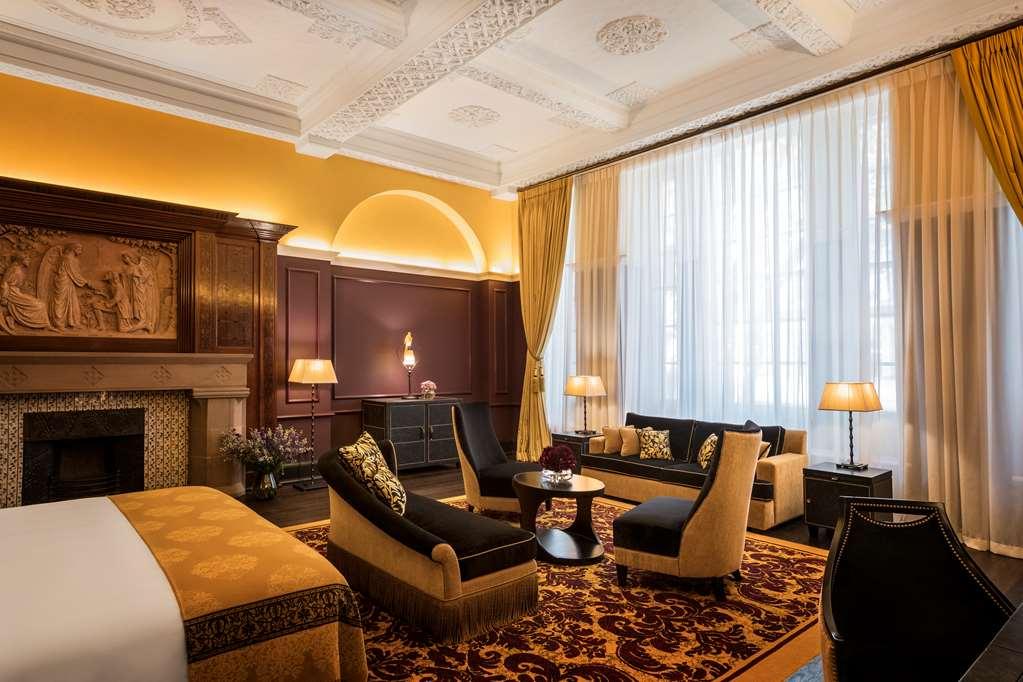 Hotel L Oscar London