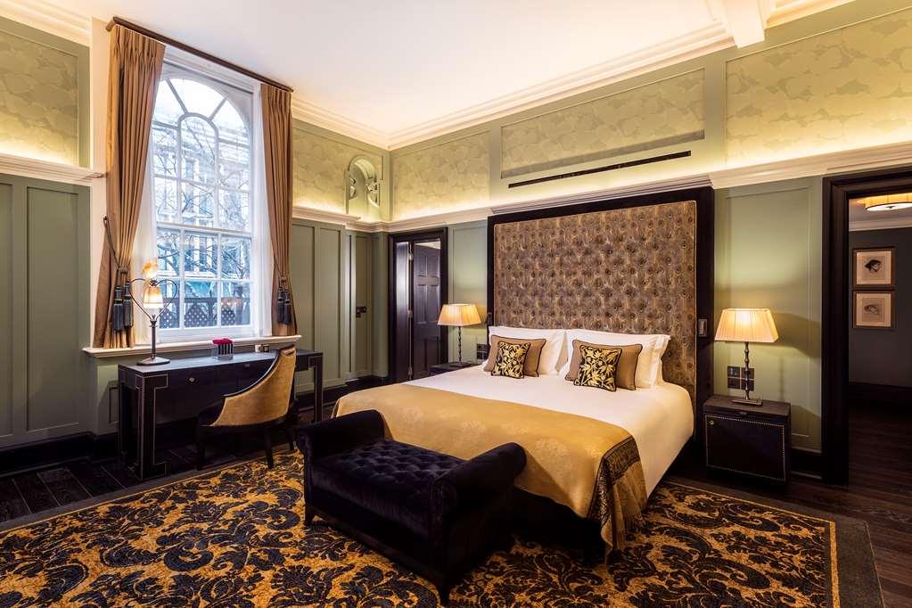 Hotel L Oscar *