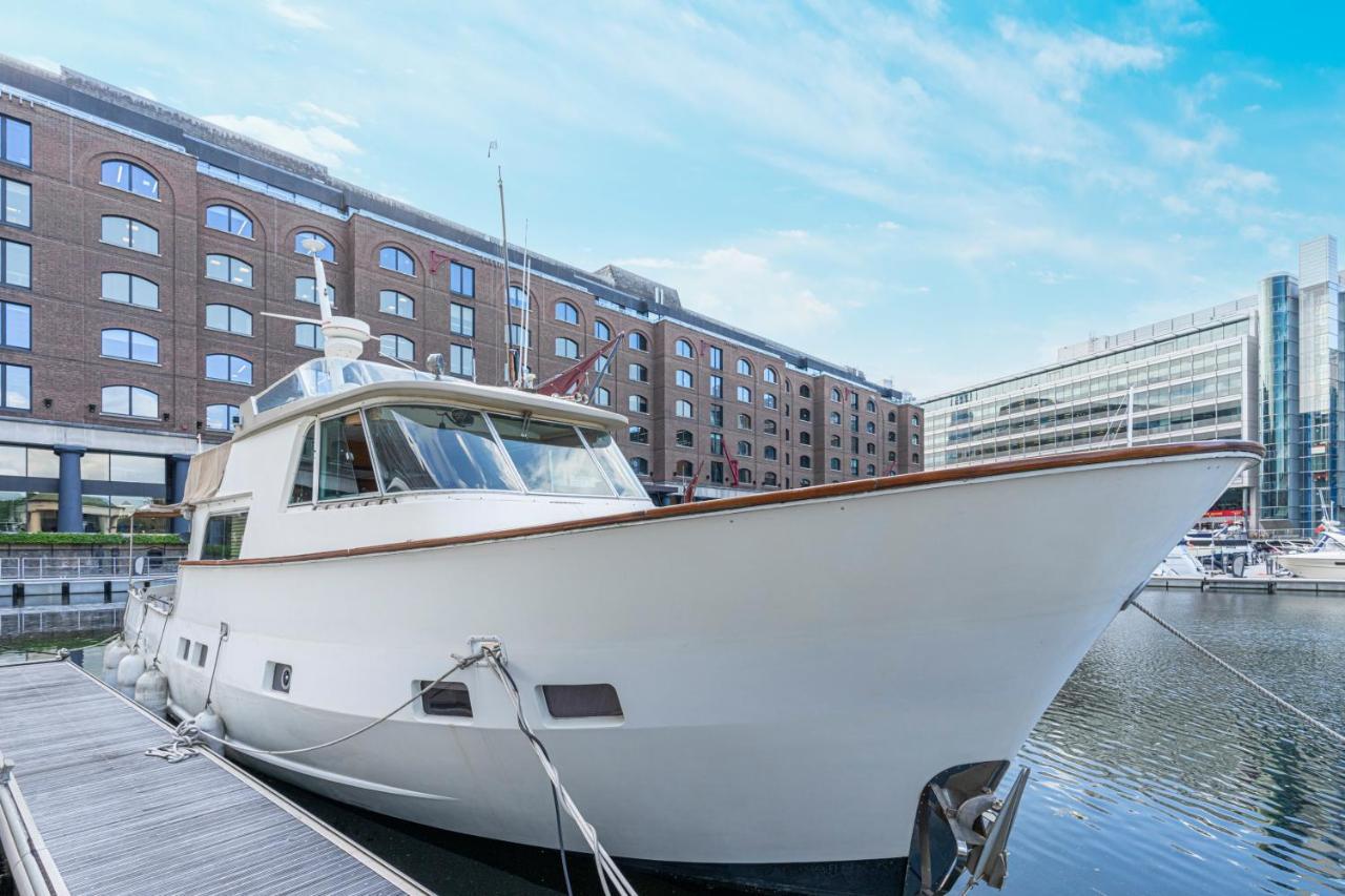 Apartamento Rustic 2-bed Houseboat On The River Thames, In East Londres