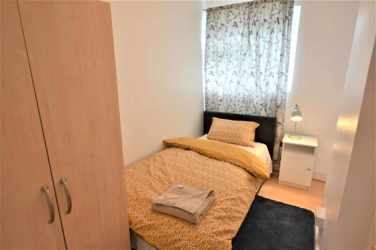 Zone 1 Lovely 3bedroom Maisonette Appartement *