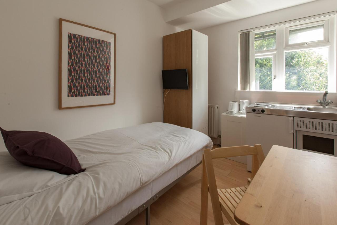 Tooting Rooms & Studio By Primecityhosts Pensión