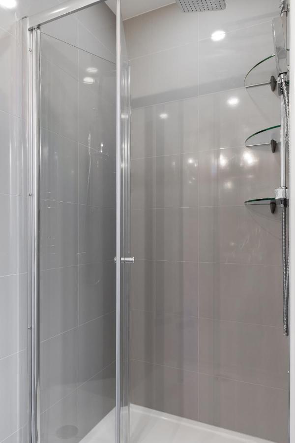 Apartment 24 Molyneux Street