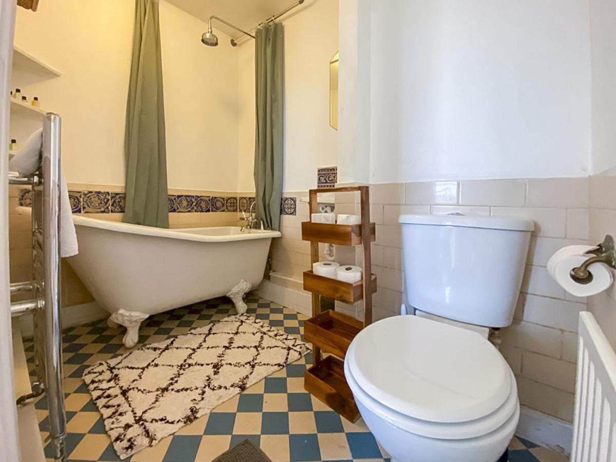 Apartment Pass The Keys Spacious 2bedroom Flat With Views In Bridge
