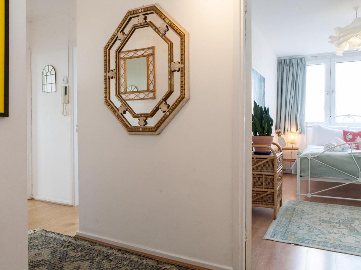 Pass The Keys Spacious 2bedroom Flat With Views In Bridge Apartment