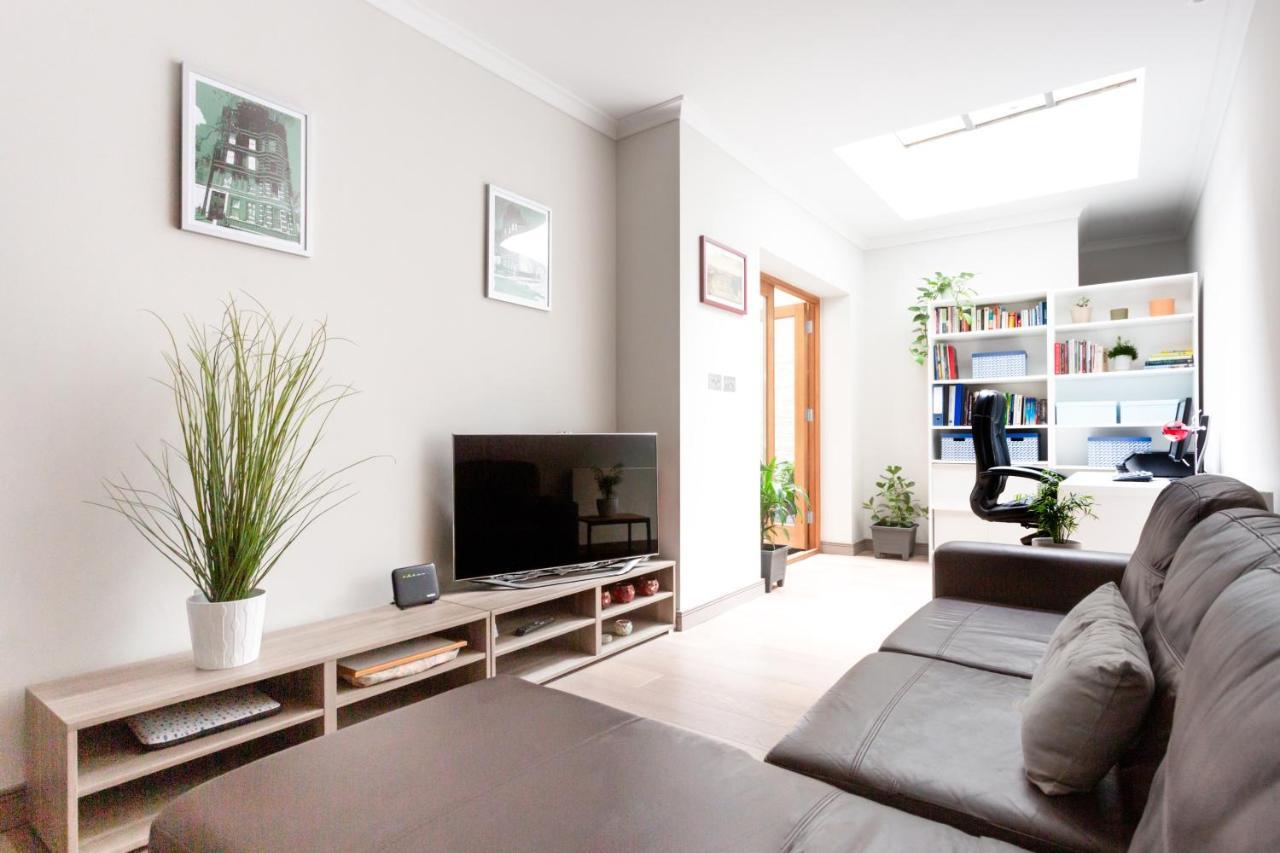 Red Lion Square By Onefinestay London