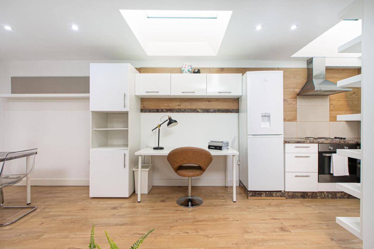 Skyvillion - One Bedroom By King's Cross London