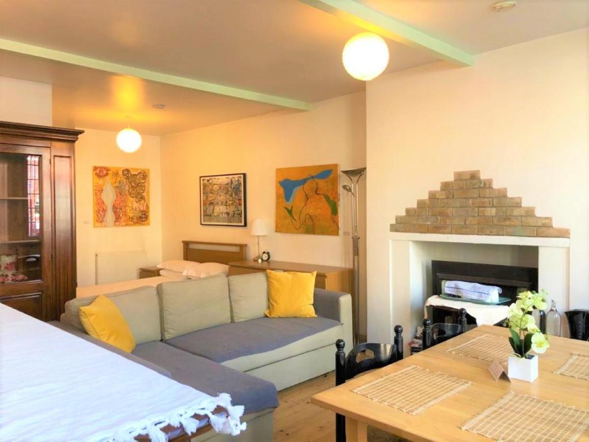 Flat Without Kitchen At Kentish Town Londen