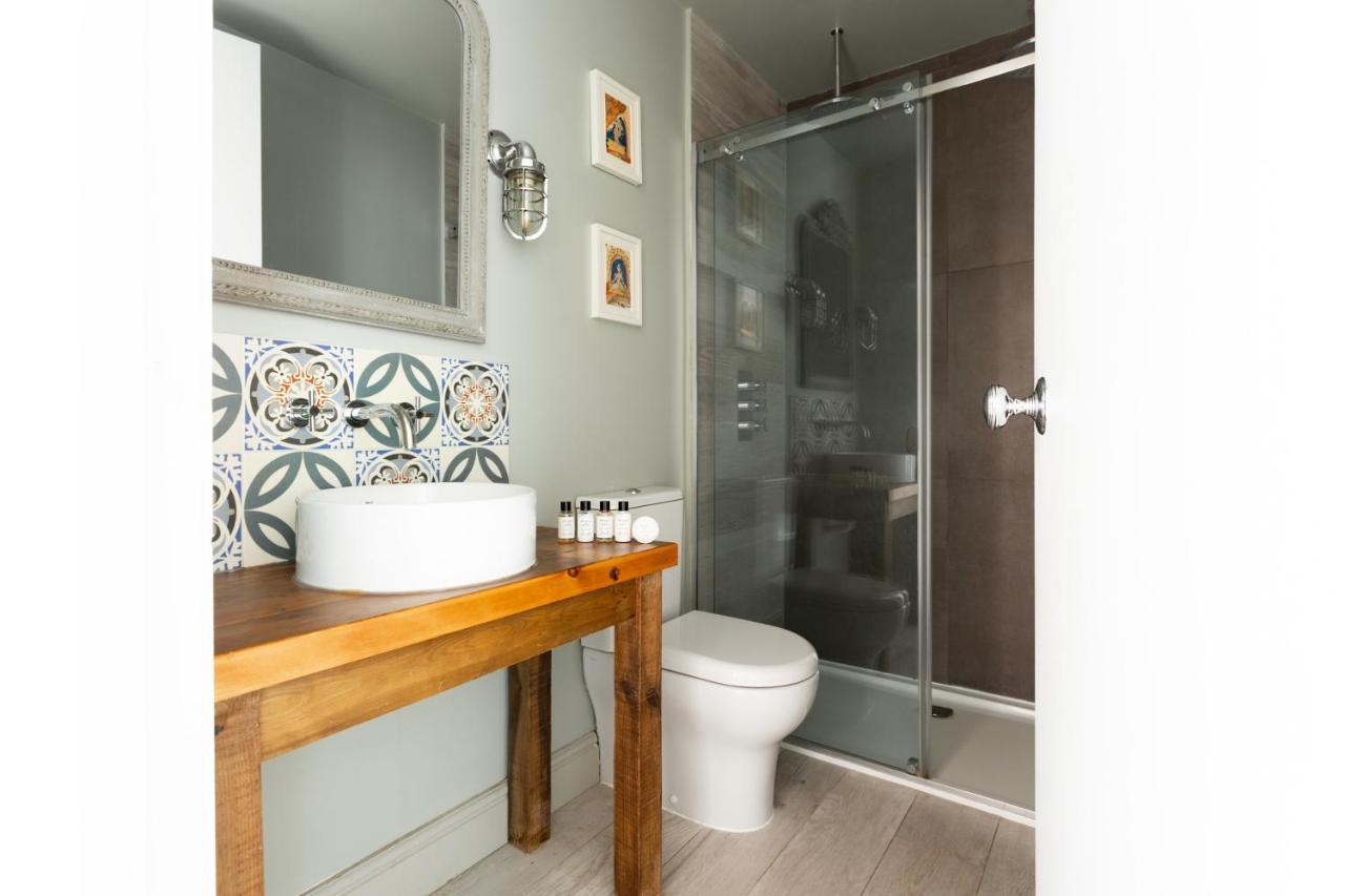 Carlingford Road III By Onefinestay