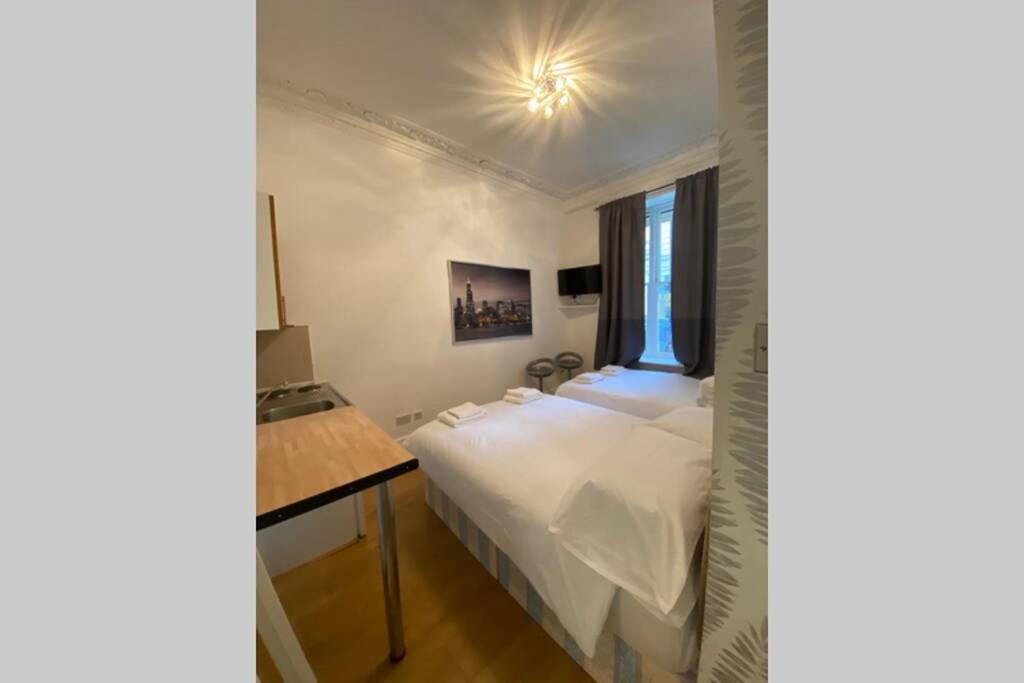 F6-comfy Ground Flr Fits 4- Near Paddington London