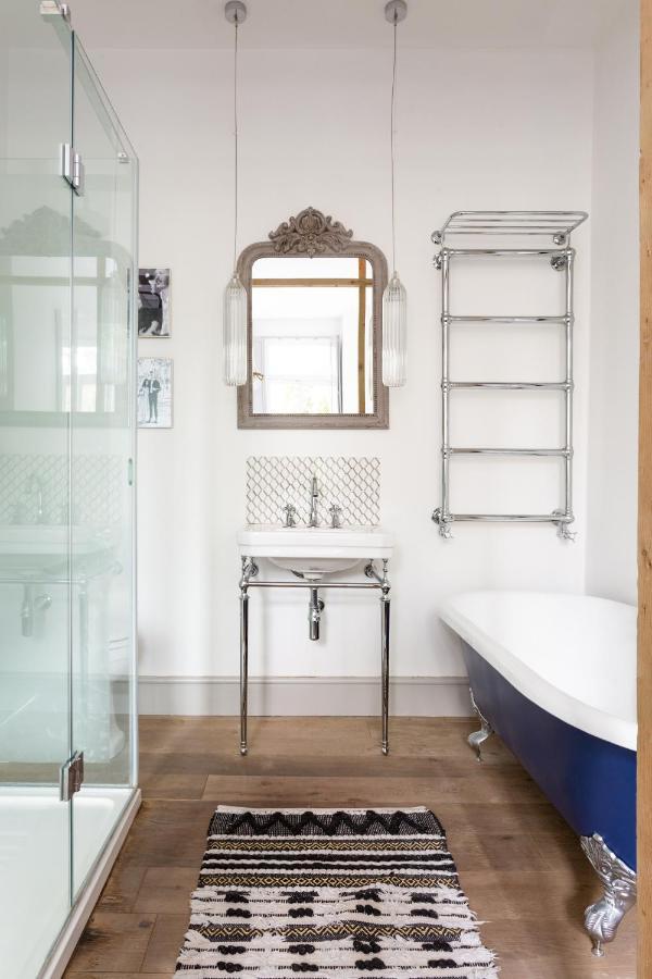 Carlingford Road III By Onefinestay London