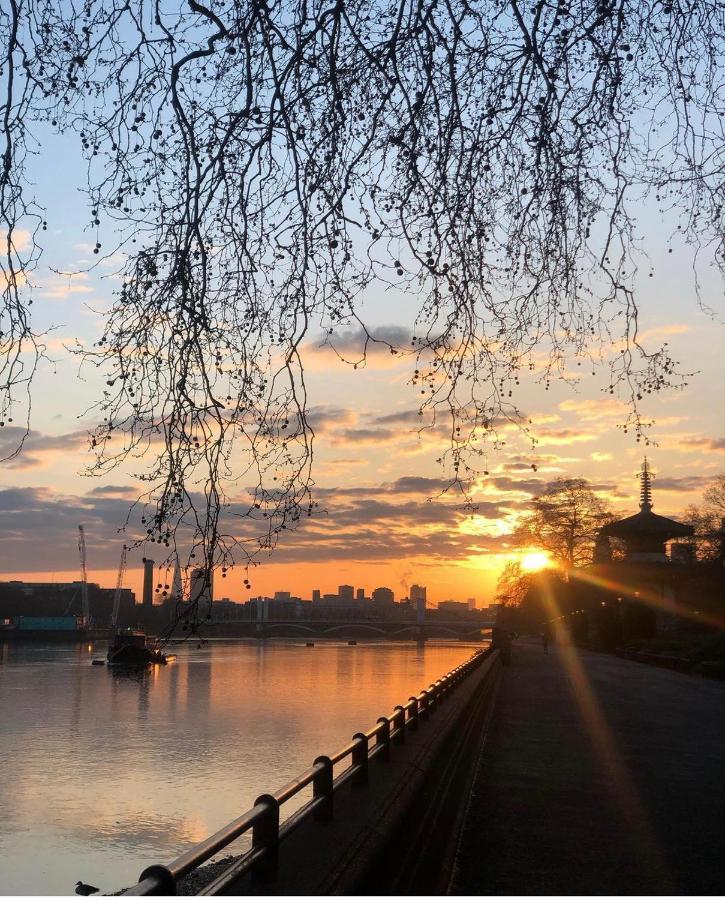 Studio, Private, Independant Entrance, Central, Battersea Park Apartment