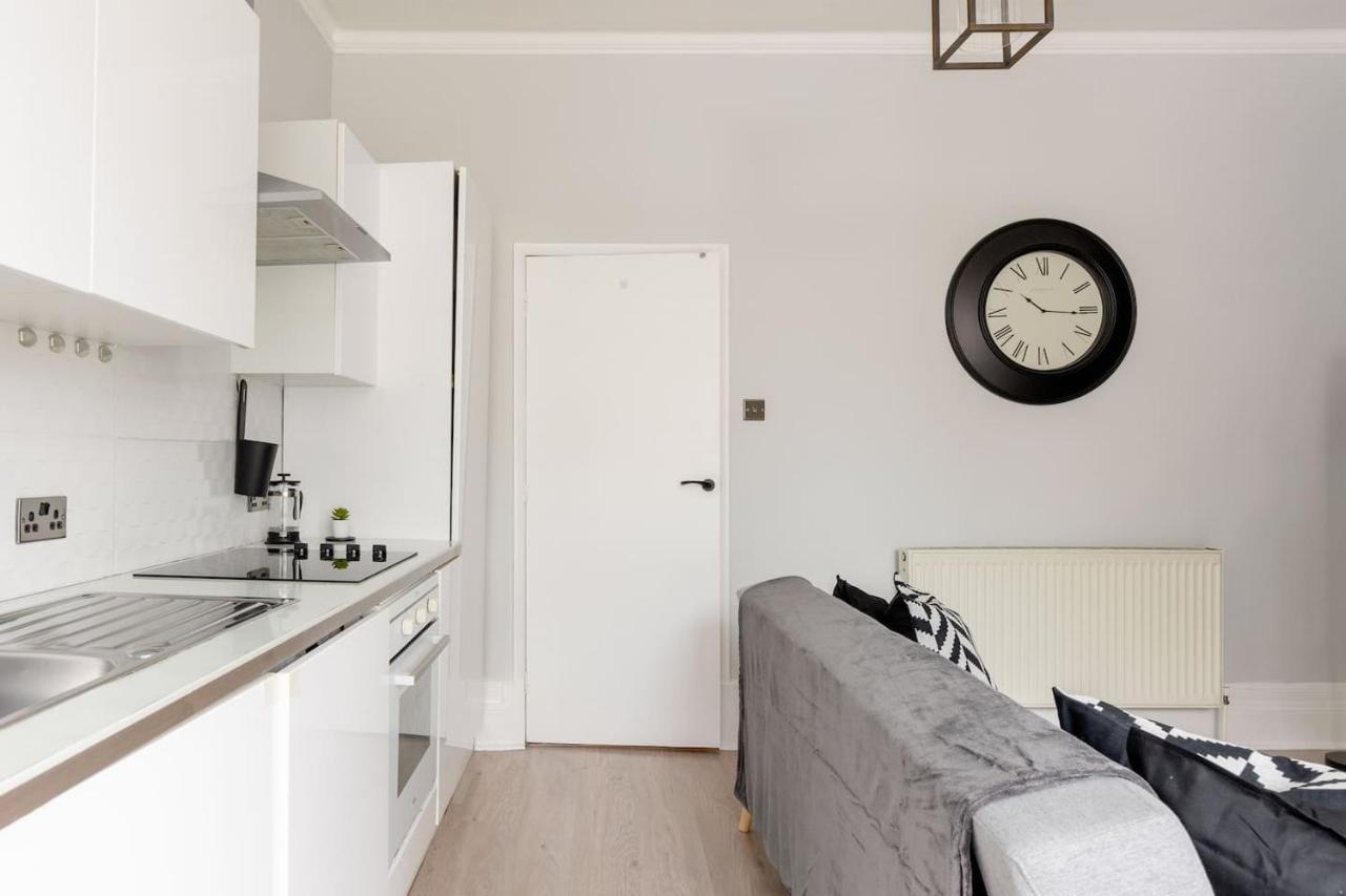 Lovely 2 Bedroom In West Hampstead, Apartamento *