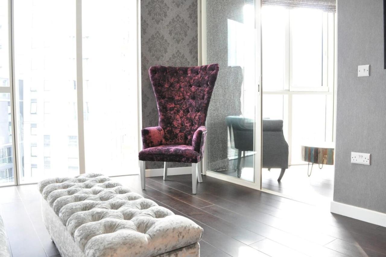 Luxurious 1 Bedroom With Gym And Roof Terrace Apartment London