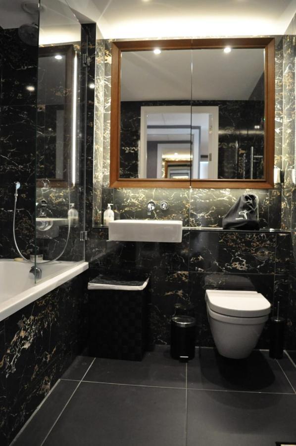 Luxurious 1 Bedroom With Gym And Roof Terrace London