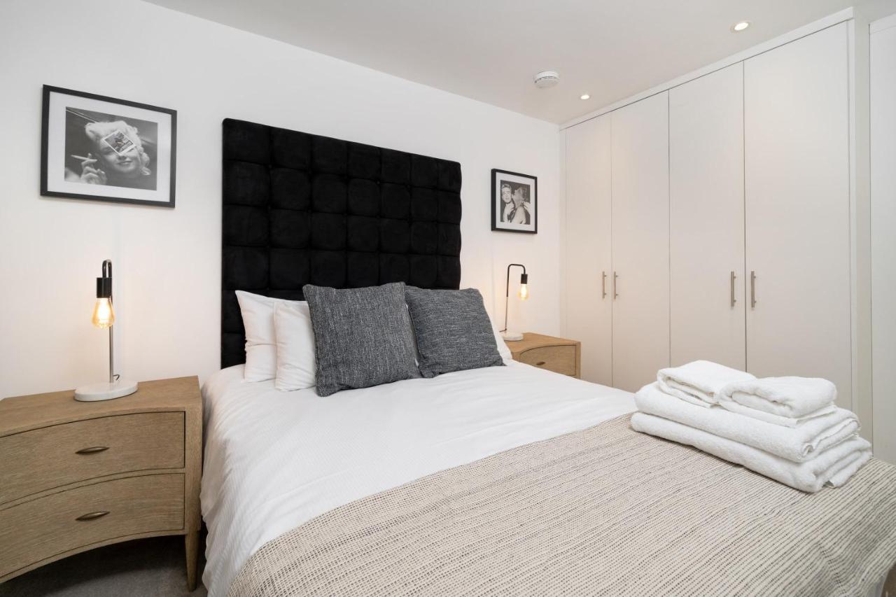 Apartment Duplex 2 Bedr, 3 Beds, 2,5 Bath Trafalgar Square London